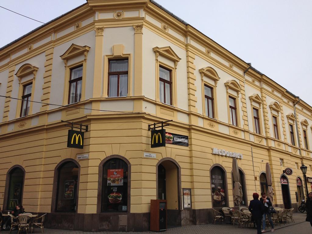 Szechenyi Apartman Eger Zewnętrze zdjęcie